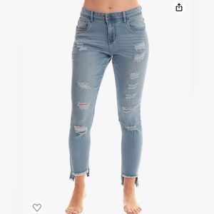 NWT - Women's Denim Wash Ripped Jeggings